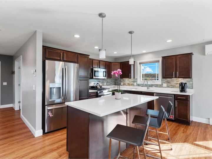 Property Photo:  142 Commodore Drive  VT 05491 