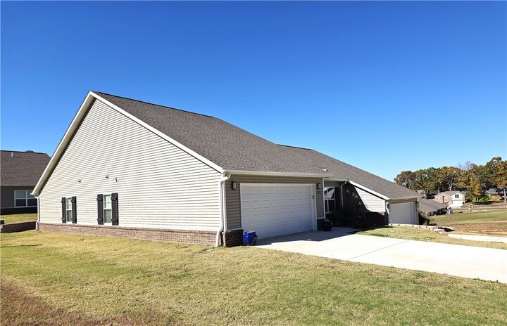 Property Photo:  3000 Belmont Avenue  AR 72601 