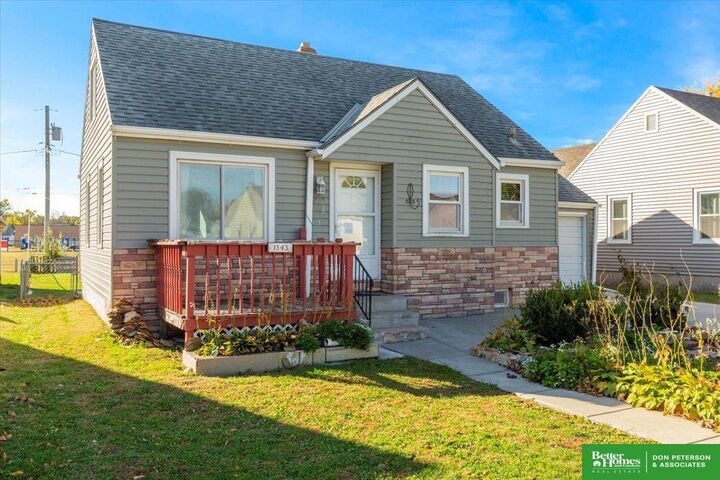 Property Photo: 1343 E 4th Street NE 68025