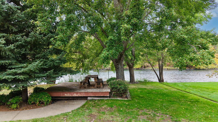 Property Photo:  78 Maple Drive  OR 97539 