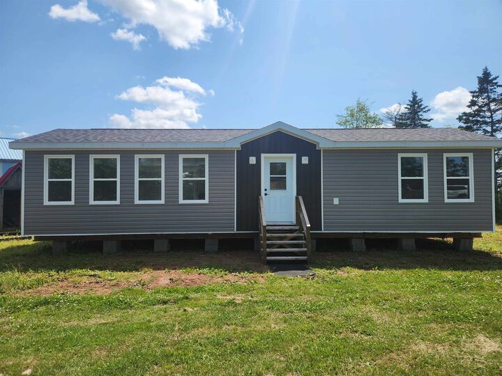 2751 Peters Road — photo 1