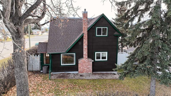 Photo de la propriété: 5101 7th Avenue AB T7E 1K5