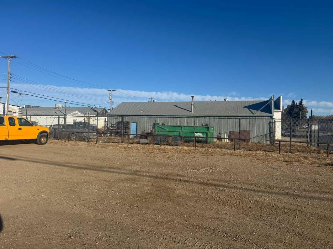 Photo de la propriété:  5012 49 Street  AB T0B 3S0 