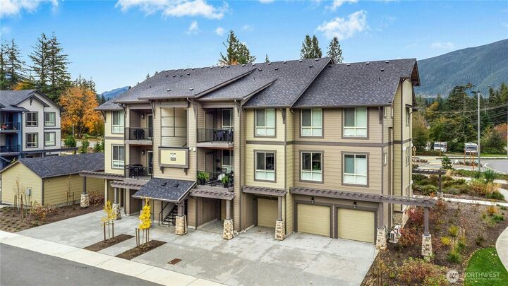 1845 SE 12th Place H-204  North Bend WA 98045 photo