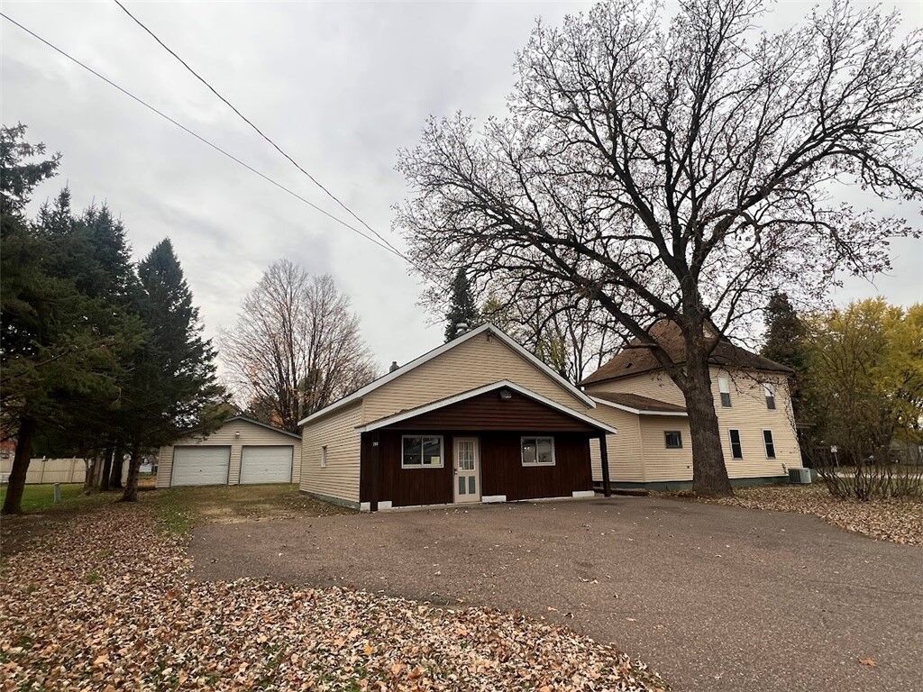 Property Photo:  2202 S Broadway Street  WI 54751 