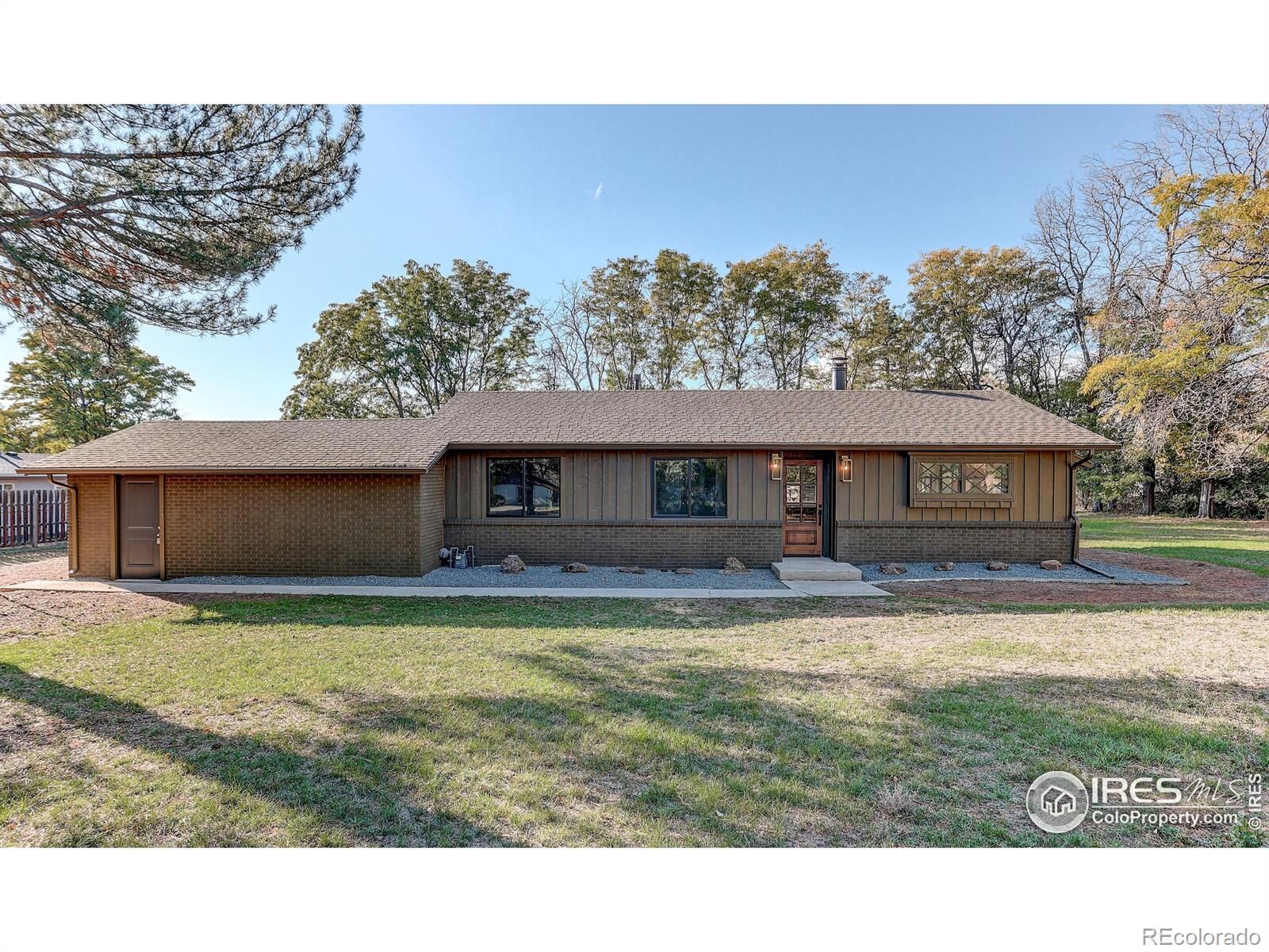 Property Photo:  9110 Davidson Way  CO 80026 