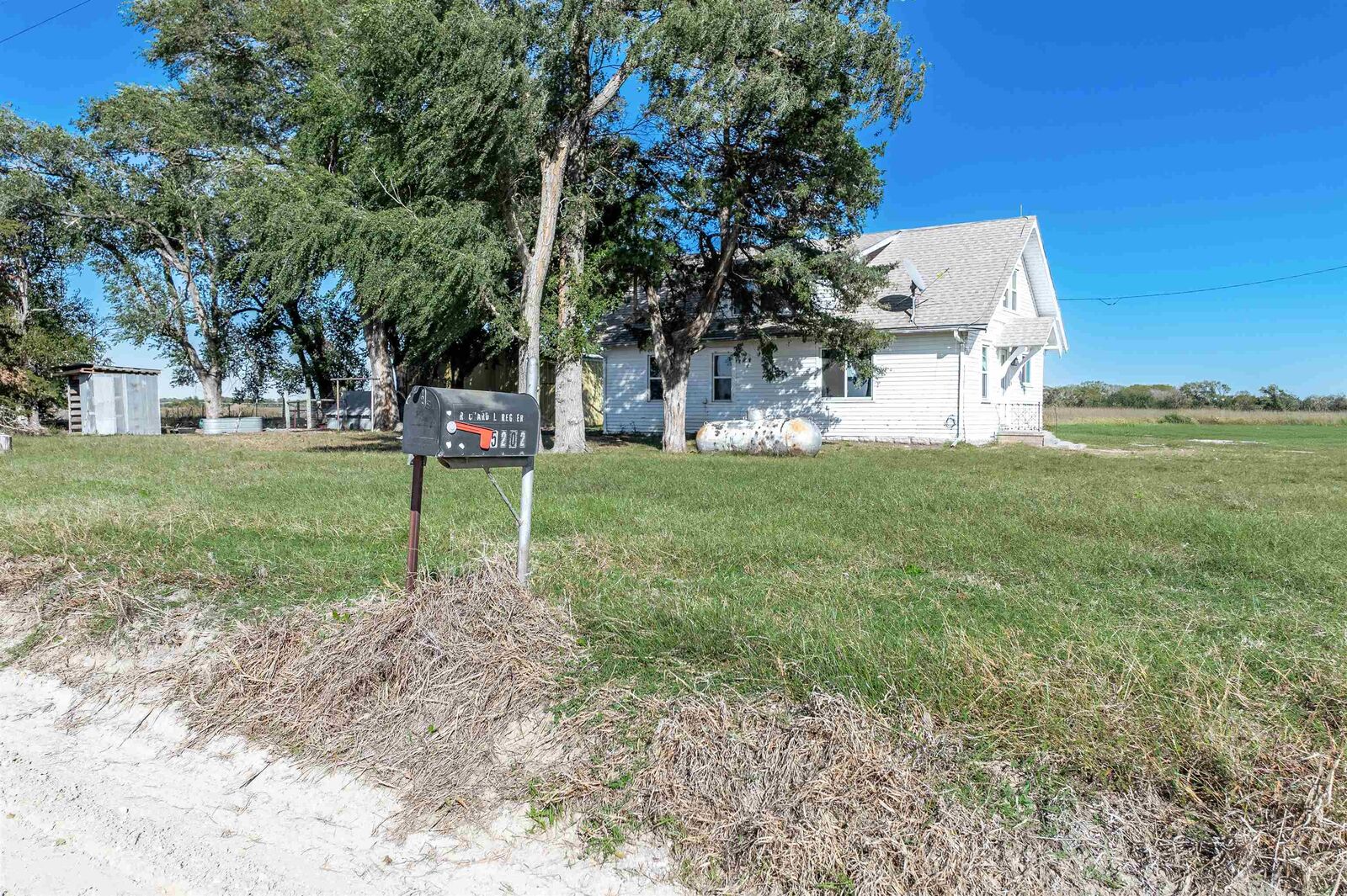 Property Photo:  5202 N Willow Lake  KS 67020