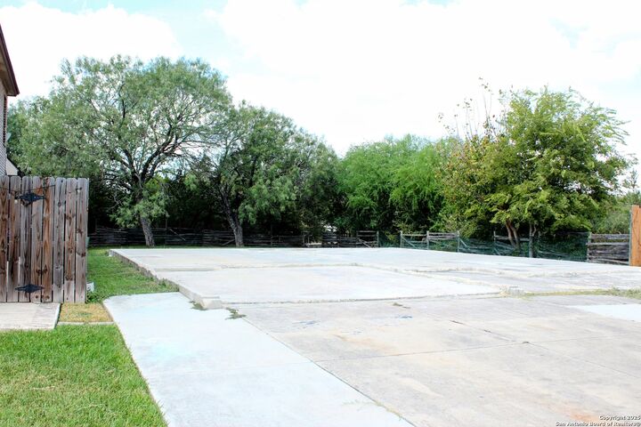 Property Photo:  7142 Shady Elms  TX 78240 