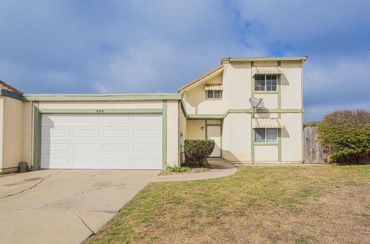 684 Alvarado Court  Salinas CA 93907 photo