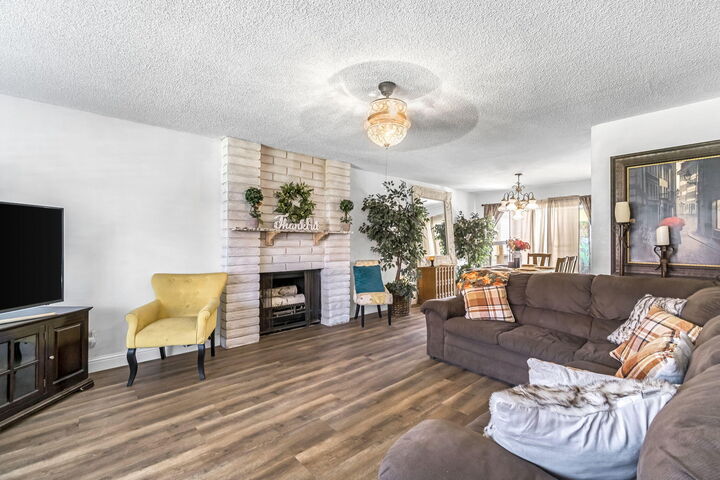 Property Photo:  1751 W Santa Ana Avenue  CA 93705 