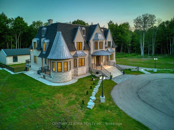 Photo de la propriété:  3225 Davis Drive  ON L4A 2P8 