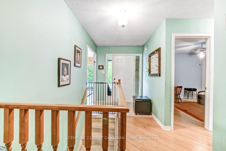 Photo de la propriété: 825 Shelborne Street 17 ON N5Z 5B7