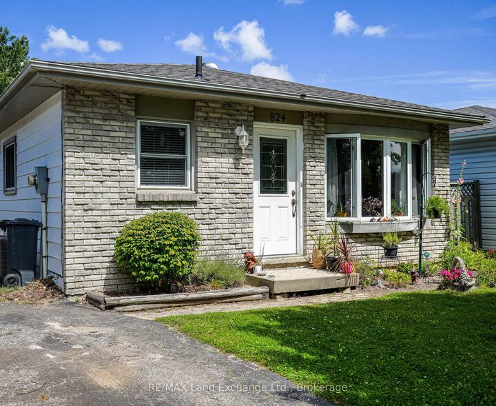 Property Photo:  824 Andrew Malcolm Drive  ON N2Z 1M6 