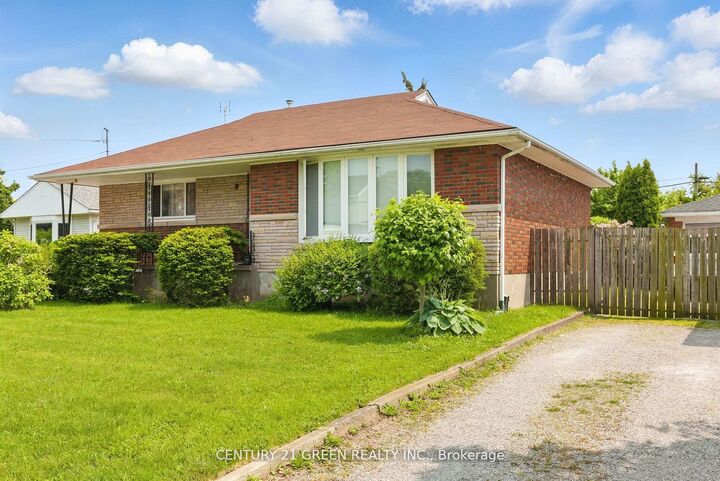 Property Photo:  42 Bloomfield Avenue  ON L2P 1X3 