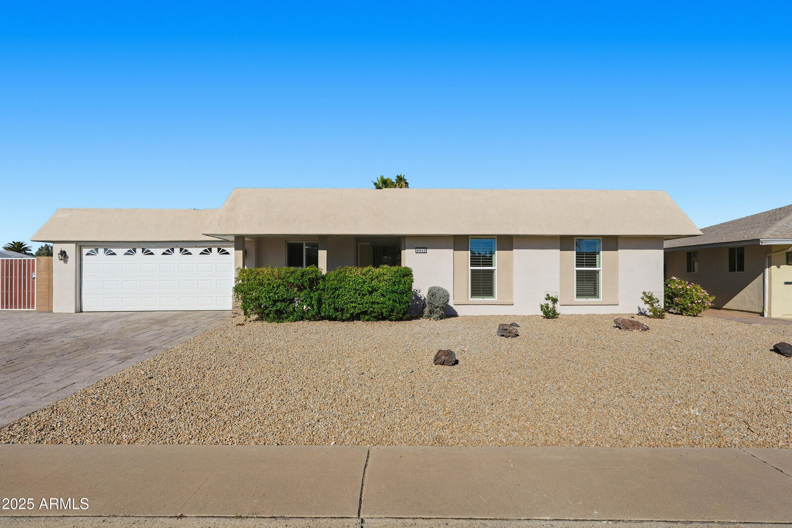 Property Photo: 9942 W Cameo Drive AZ 85351