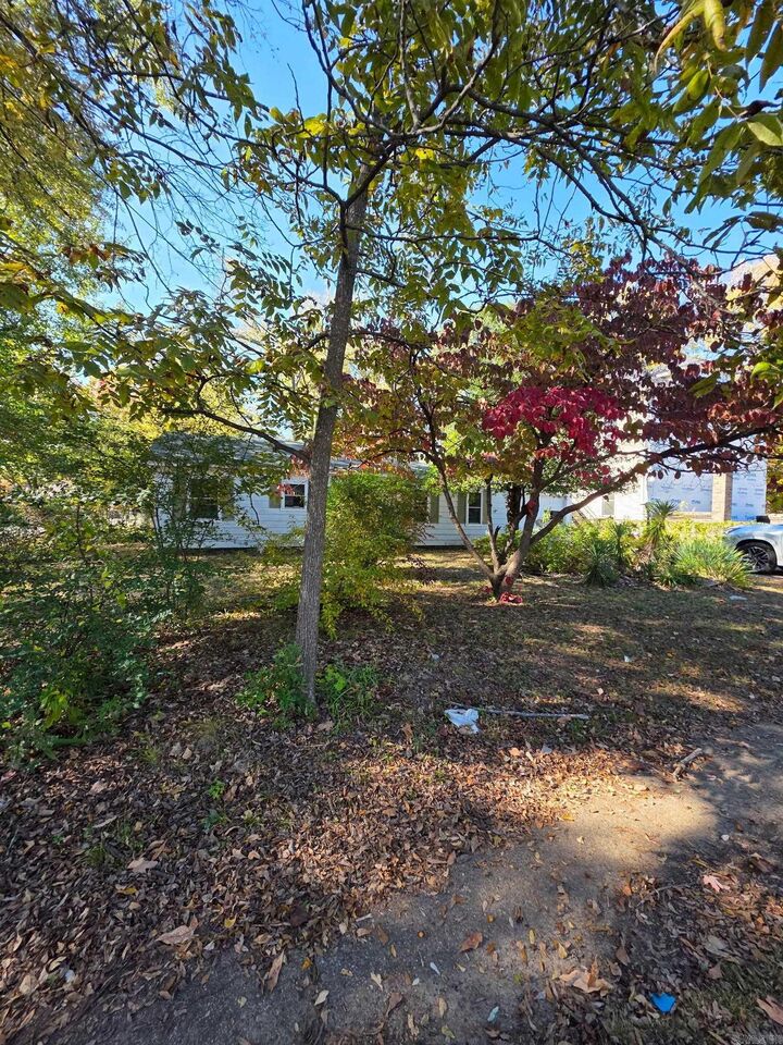 Property Photo: 1037 Clifton Street AR 72034