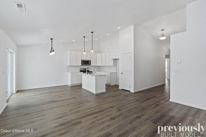 Property Photo: 6004 Pelican Loop ID 83858