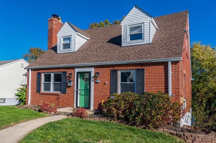 Property Photo:  5618 Leumas Road  OH 45239 