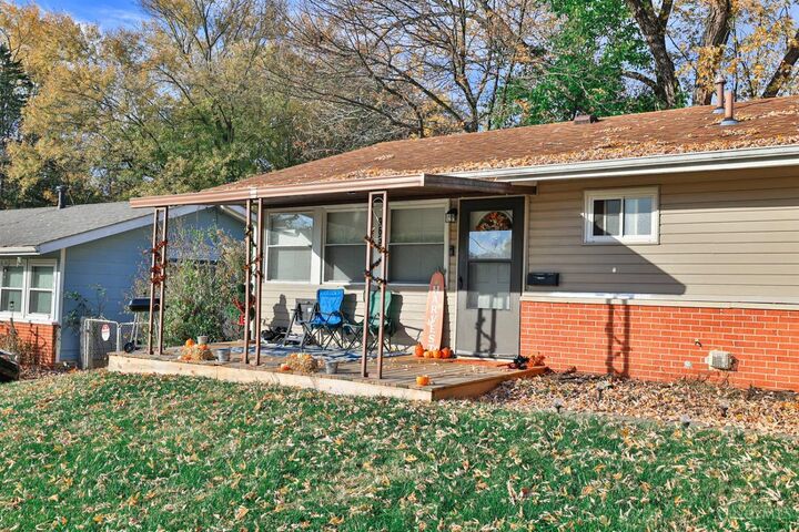 Property Photo: 9659 Cedarhurst Drive OH 45251