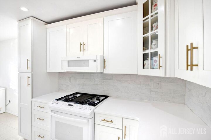 Property Photo: 1106 Green Hollow Drive NJ 08830