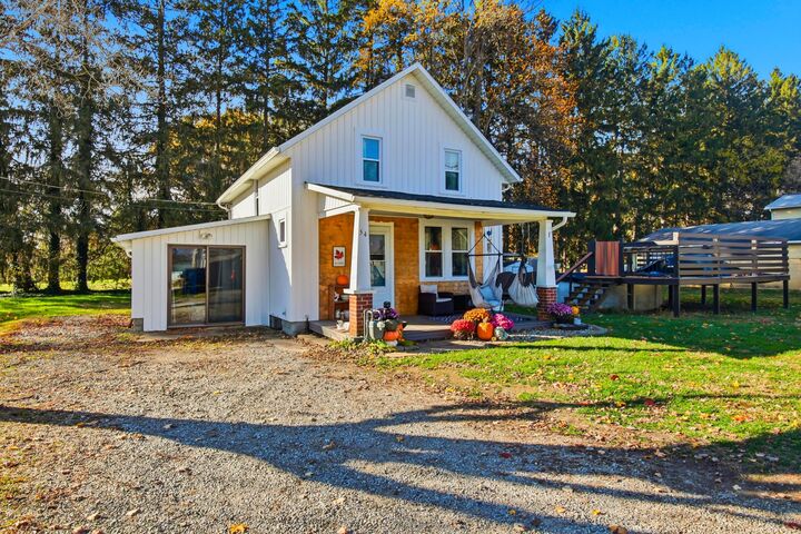 Property Photo: 54 Priest NE Lane OH 43055