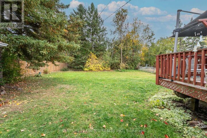 Property Photo: 273 Bennet Street ON K9H 5B8