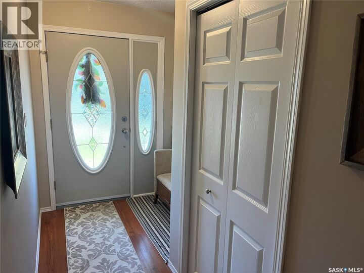 Property Photo:  42 7th Street NE  SK S0A 4J0 