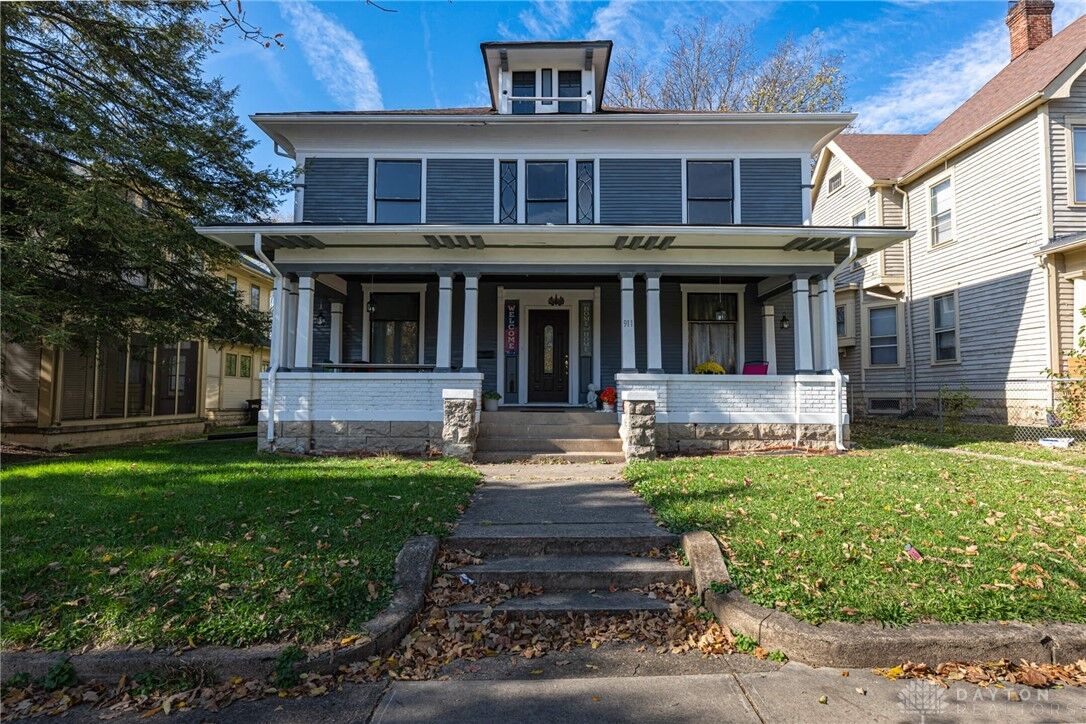 Property Photo:  911 N Fountain Avenue  OH 45504 