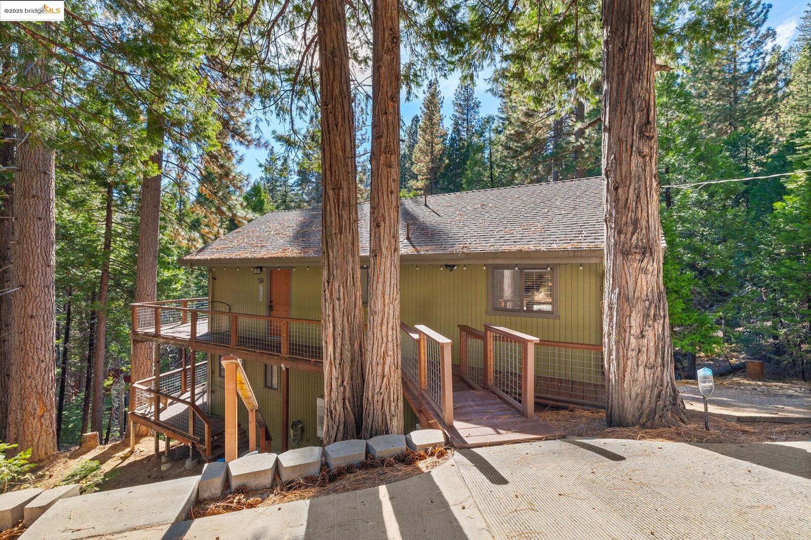 Property Photo: 26389 Siskiyou Dr. CA 95335