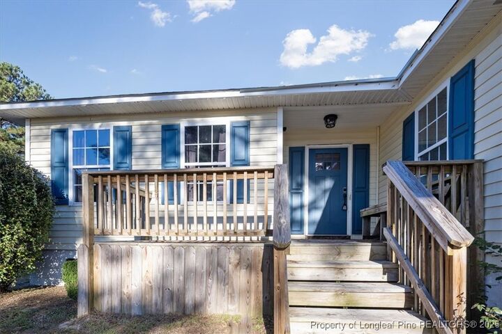 Property Photo: 211 Chesters Road NC 28382