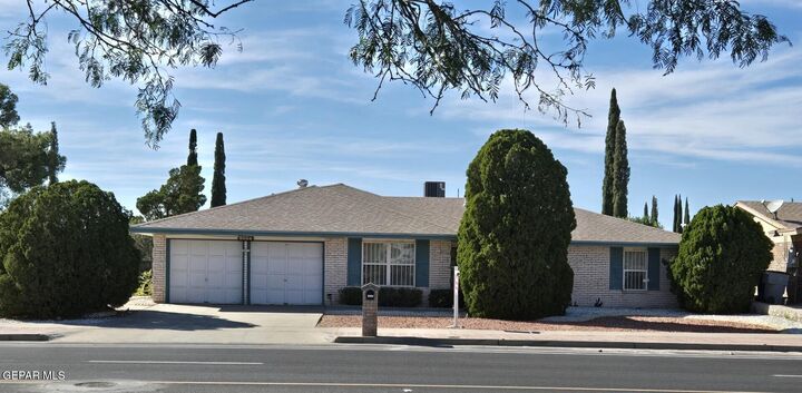 Property Photo: 1649 Lomaland Drive TX 79935