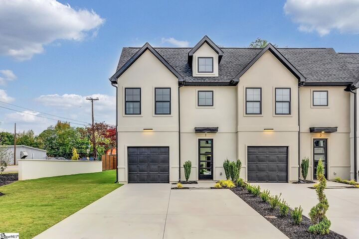 1 Taverly Drive  Greenville SC 29605 photo