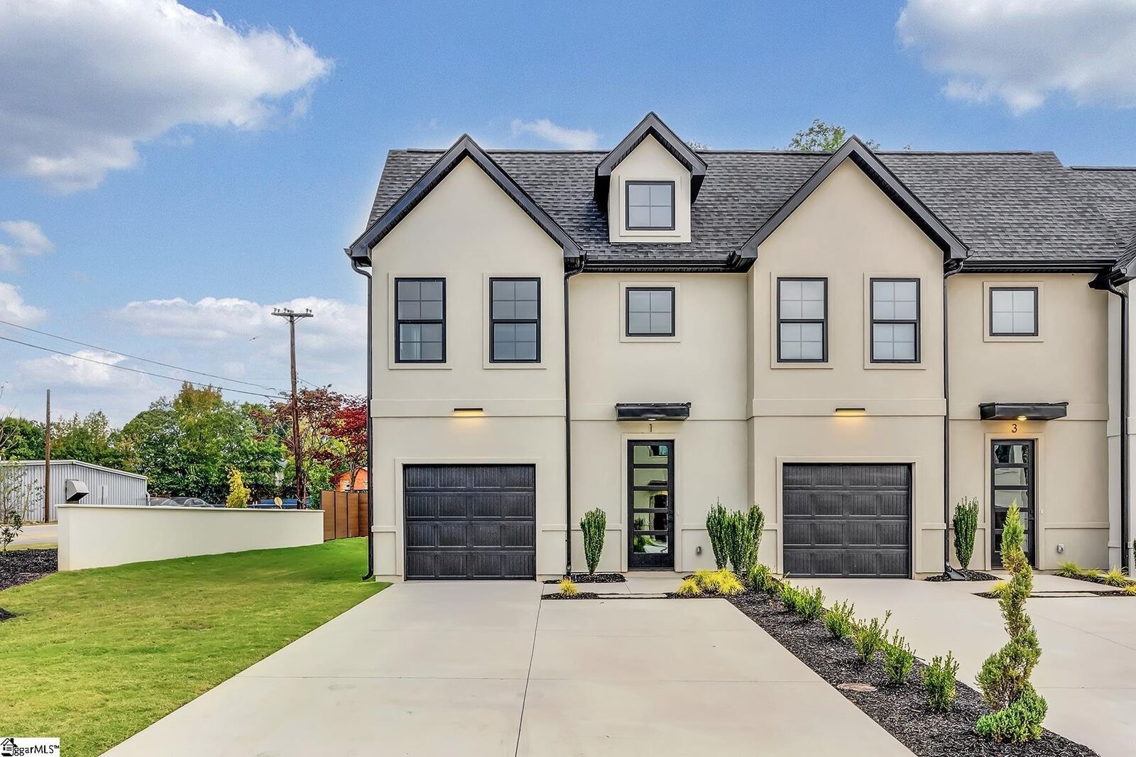 Property Photo: 1 Taverly Drive SC 29605