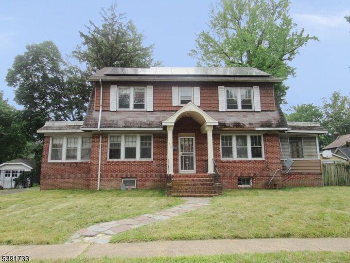 Property Photo: 300 Windsor Rd NJ 07631