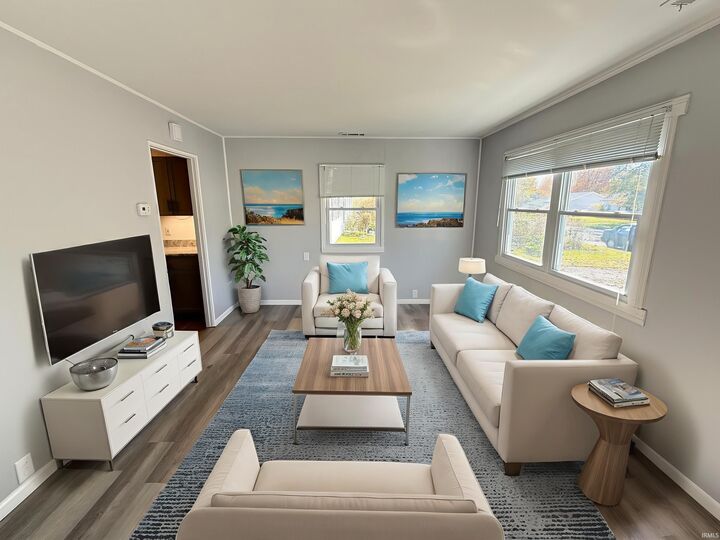 Property Photo: 319 Sheridan Road IN 47710