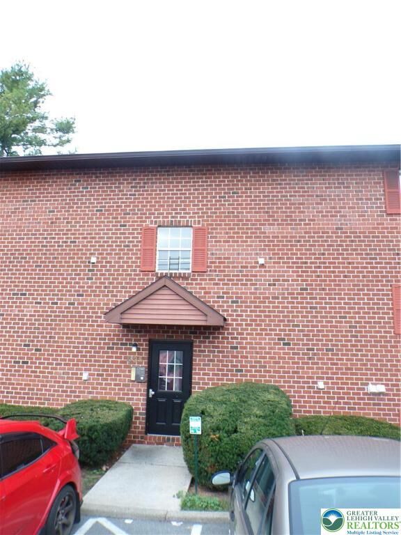 Property Photo:  835 S 4th Street 7  PA 18103 