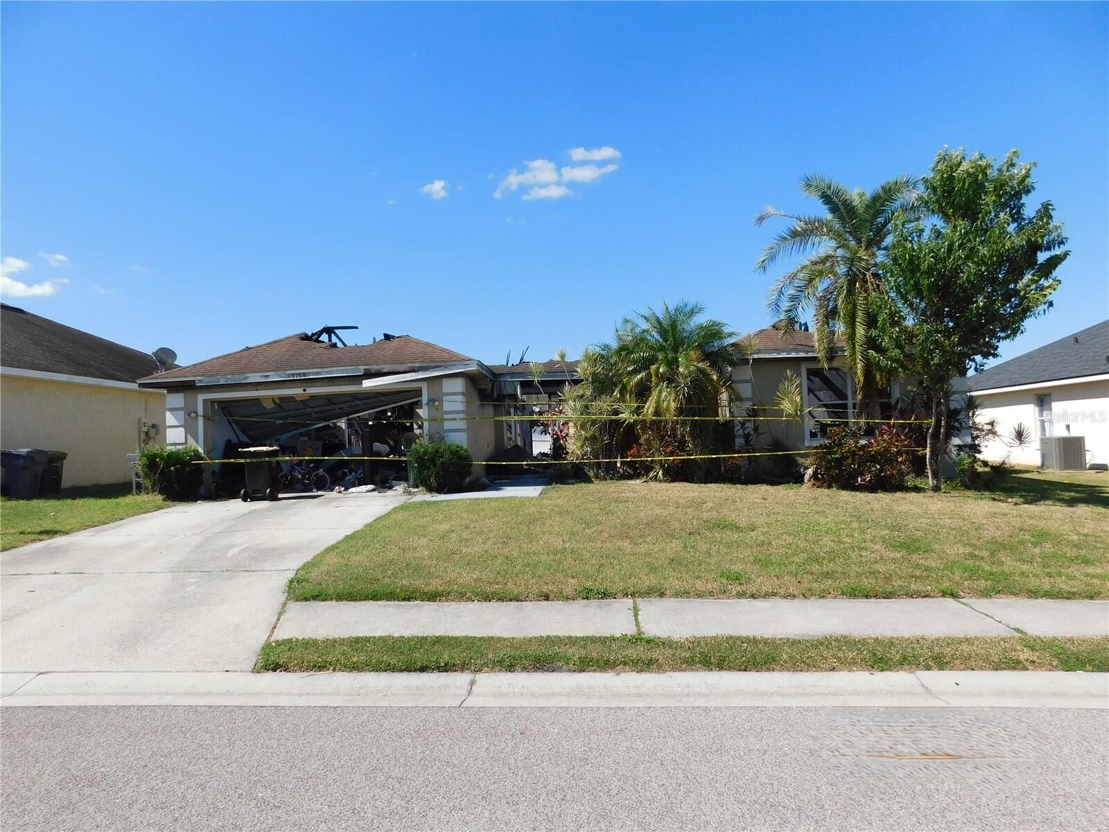 Property Photo: 8706 Fort Socrum Village Place FL 33810