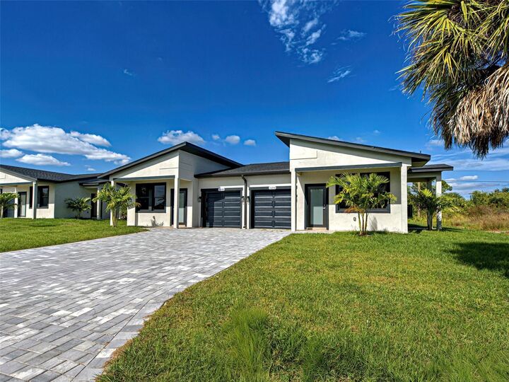 Property Photo:  11240-42 Kimberly Avenue  FL 34224 