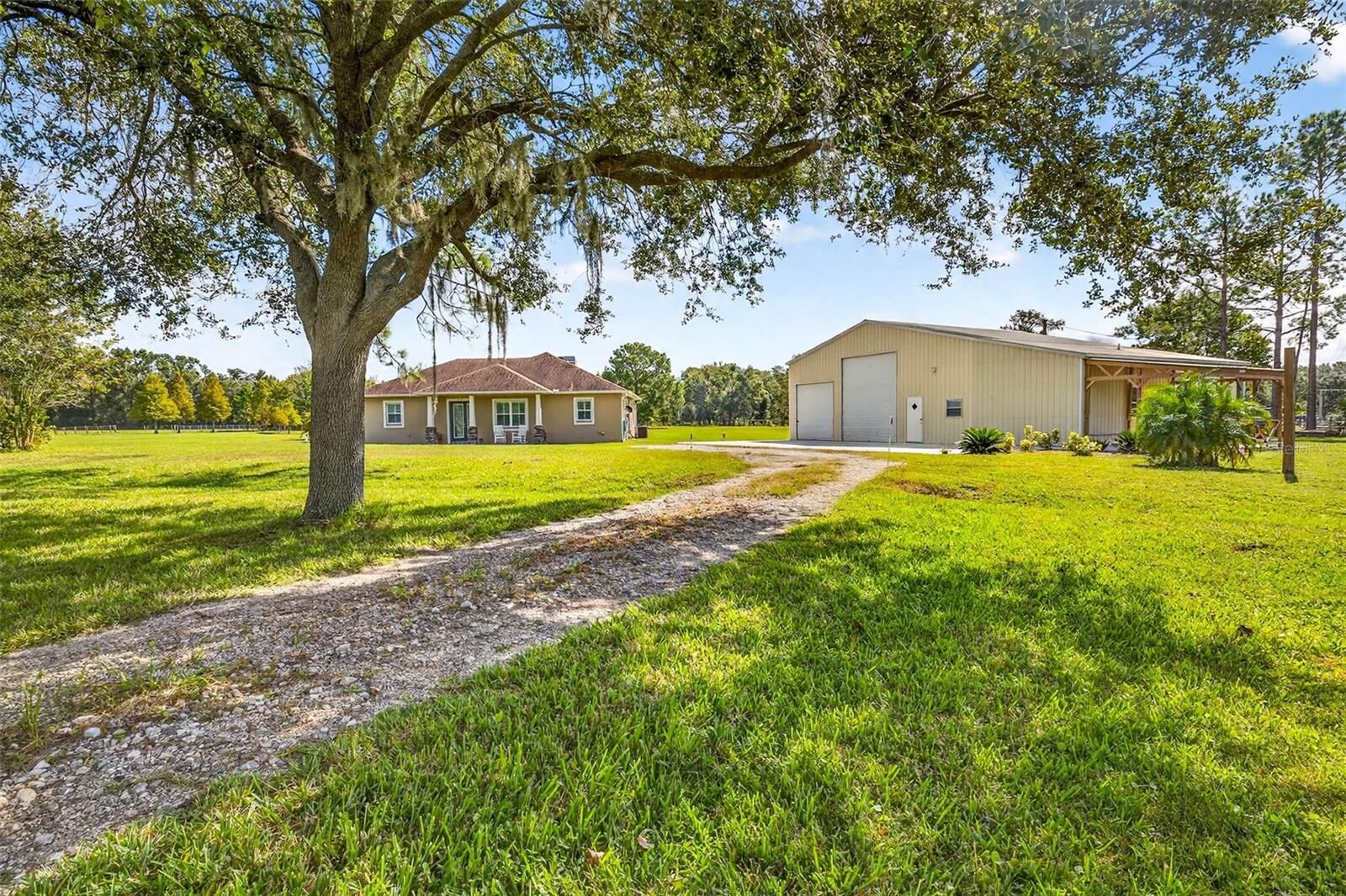 Property Photo:  7316 Hackamore Road  FL 33541 