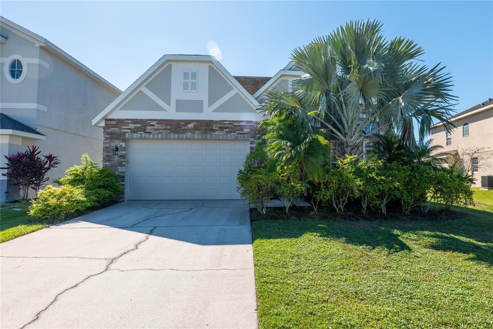 Property Photo:  2555 Sand Arbor Circle  FL 32824 