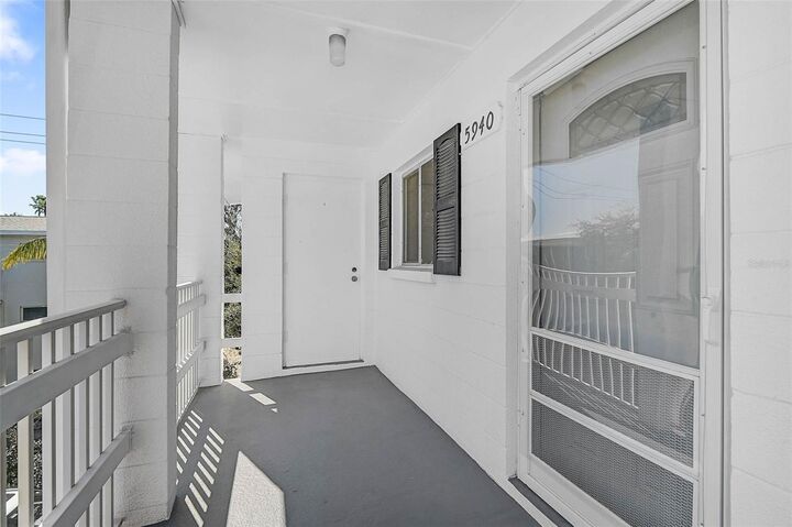 Property Photo: 5940 Easy Street K31 FL 34207