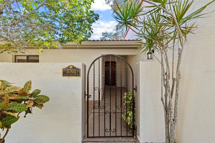 Property Photo: 3703 Quail Hollow Place FL 34210