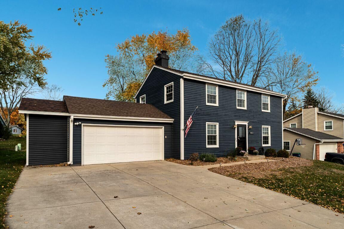 Property Photo: 1800 Falls Rd WI 53024