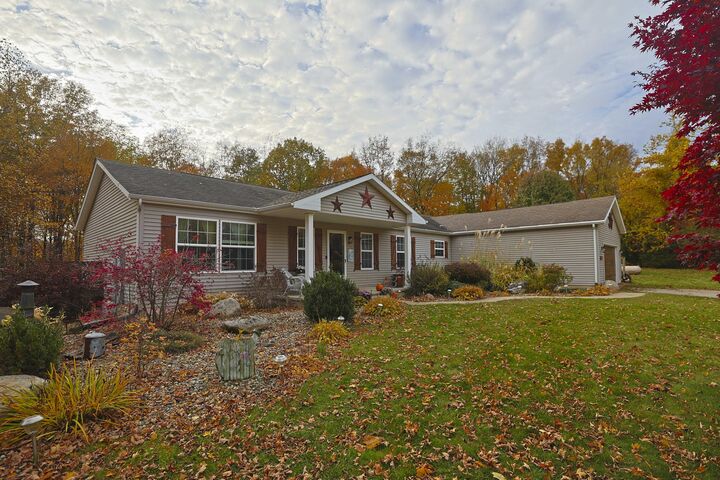 Property Photo: 66082 Victoria Lane MI 49031
