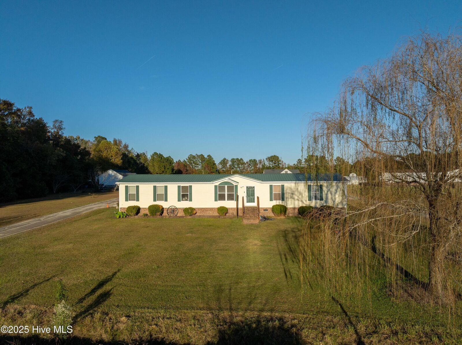 Property Photo:  152 Whaley Field Road  NC 28540 