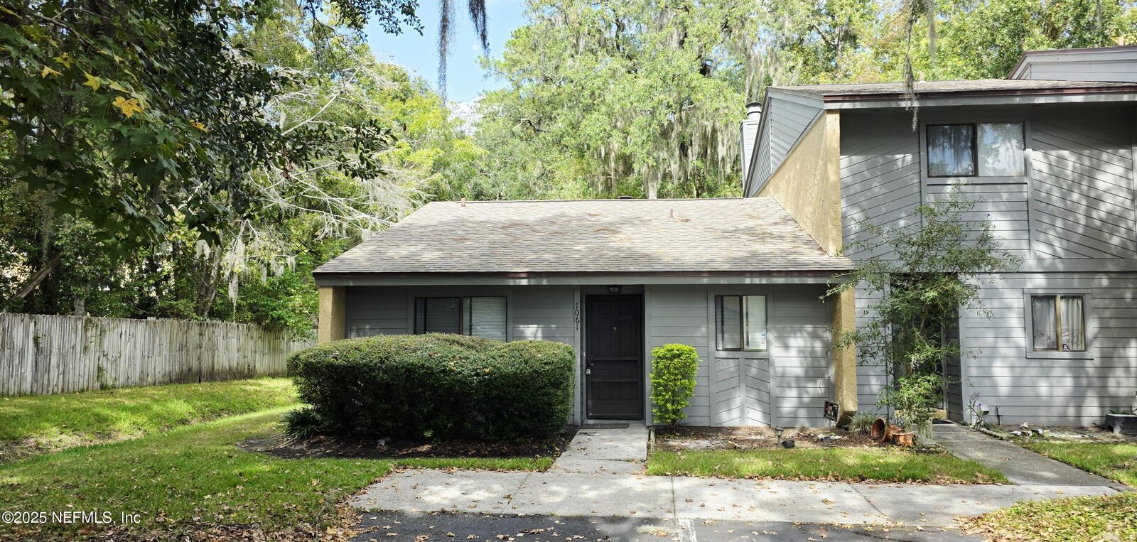 Property Photo:  85 Debarry Avenue 1061  FL 32073 