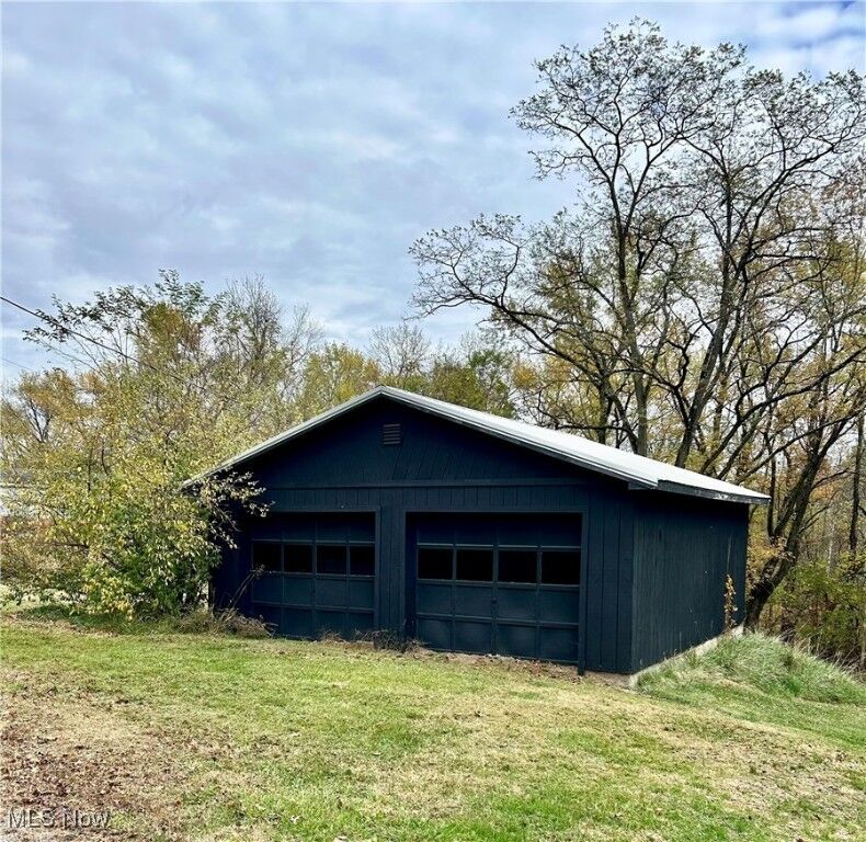 Property Photo: 62936 Bennett Avenue OH 43725