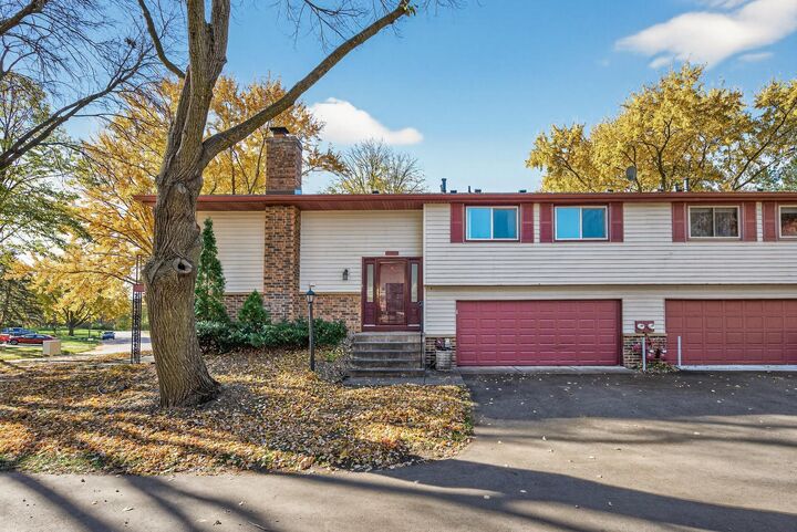 Property Photo:  3622 Garden Boulevard N  MN 55128 