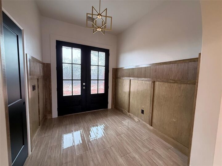 Property Photo:  12824 Hidden Trail  OK 73007 