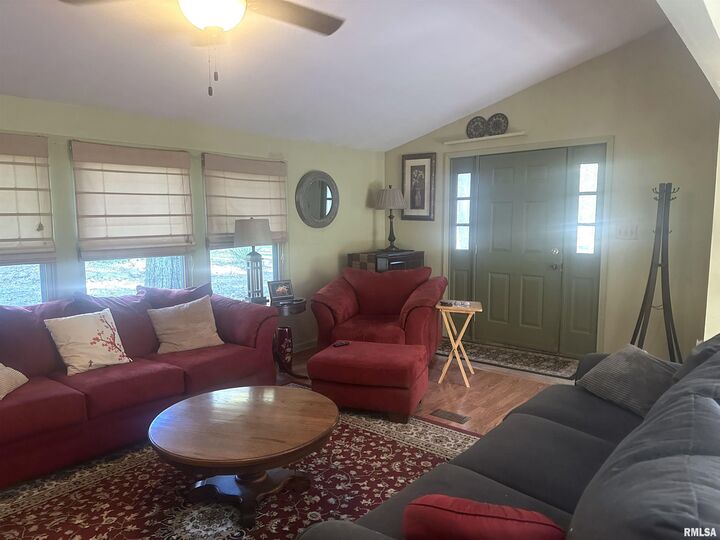 Property Photo:  138 Worthen Road  IL 62966 